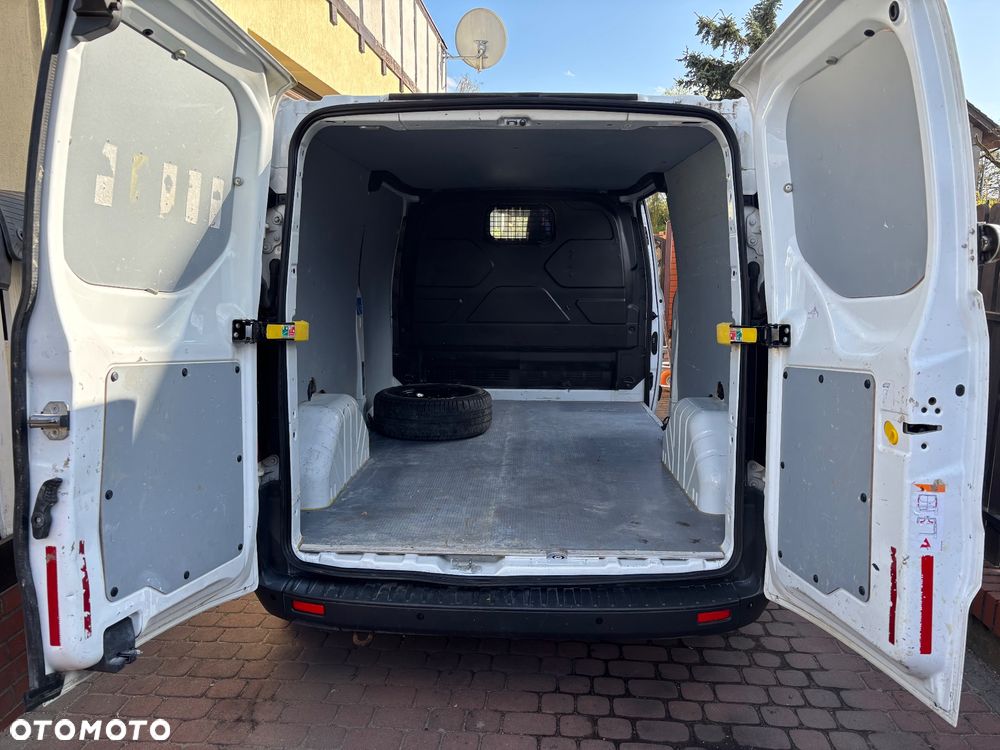 Ford Transit Custom Long - 16