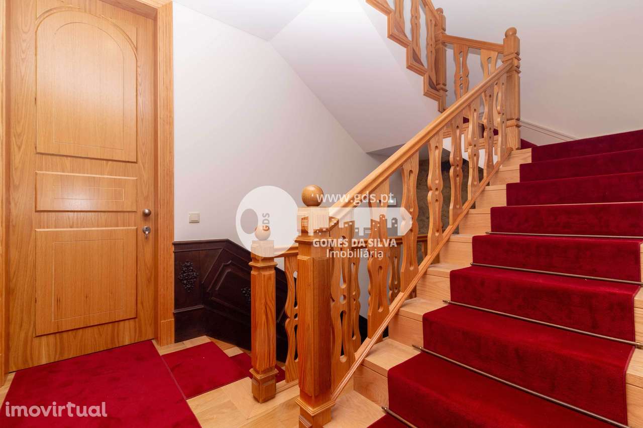 Apartamento T1 - 2º piso frente - Grande imagem: 2/23