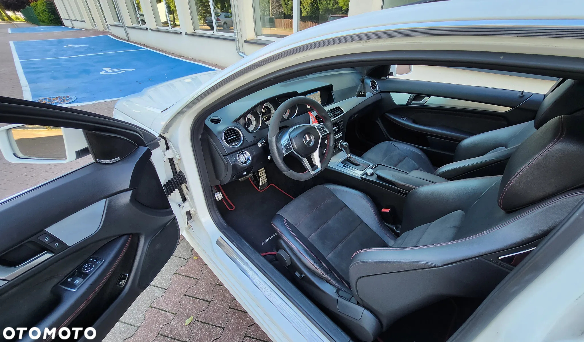 Mercedes-Benz Klasa C 220 CDI Coupe 7G-TRONIC Edition - 9
