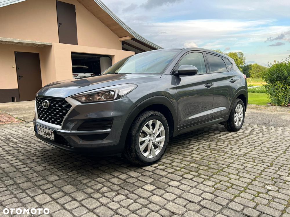 Hyundai Tucson - 2