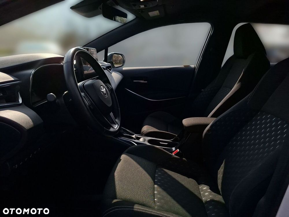 Toyota Corolla 1.8 Hybrid Comfort - 13