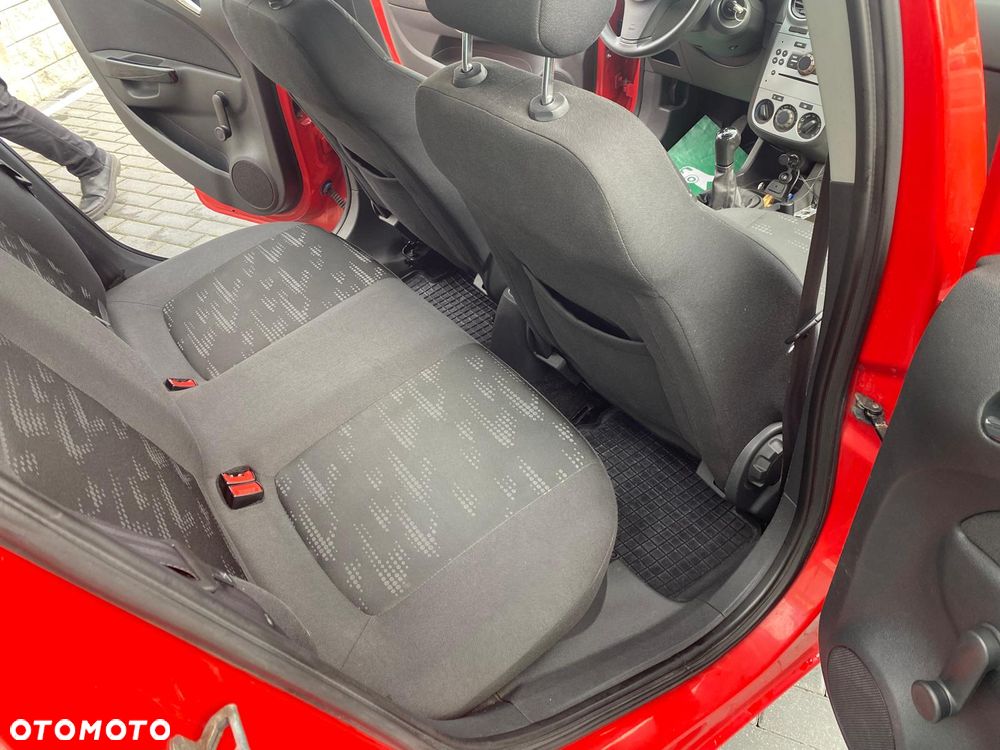 Opel Corsa 1.2 16V Edition 150 S&S - 9