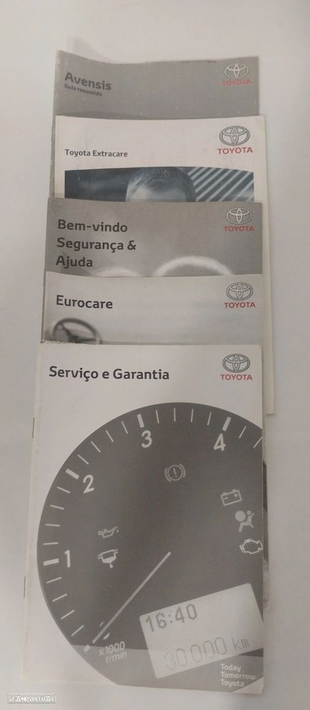 Toyota Avensis SW 2.0 D-4D Exclusive +Pele+GPS - 15