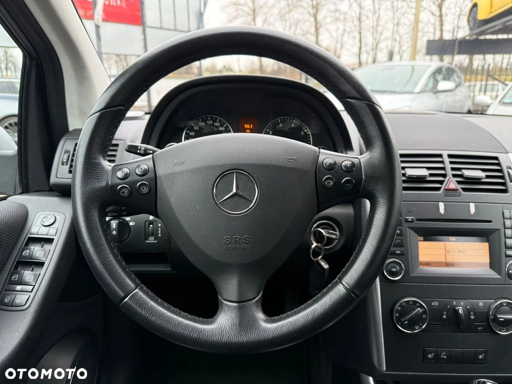 Mercedes-Benz Klasa A 170 Autotronic Avantgarde - 21