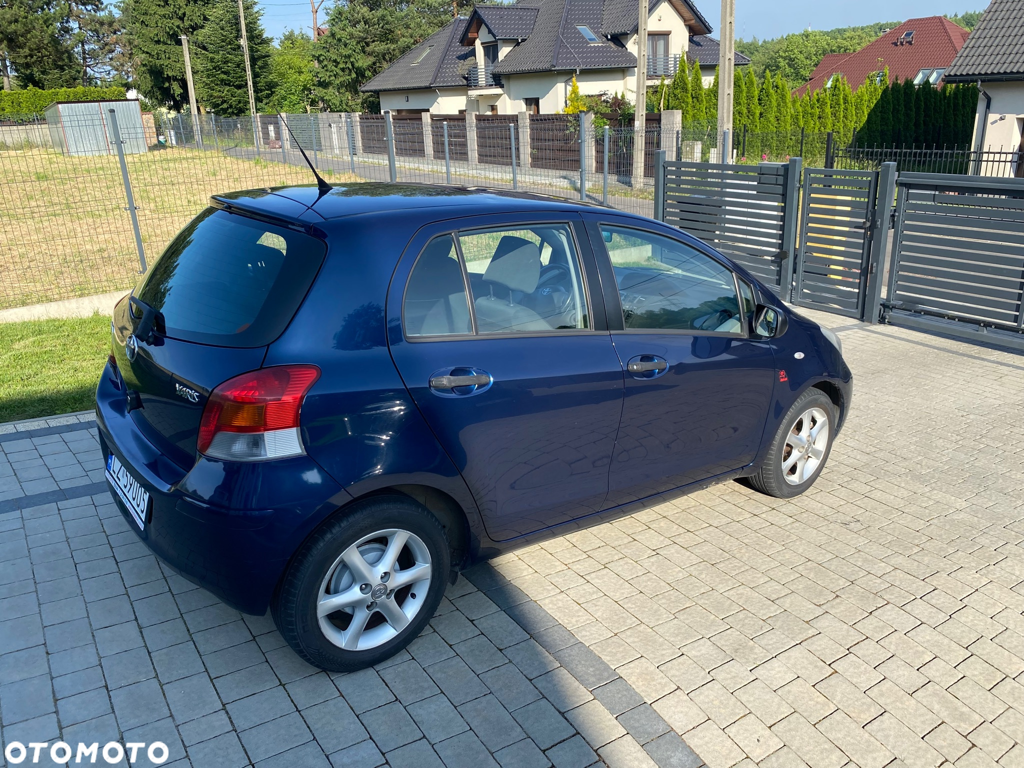 Toyota Yaris 1.33 Luna - 4