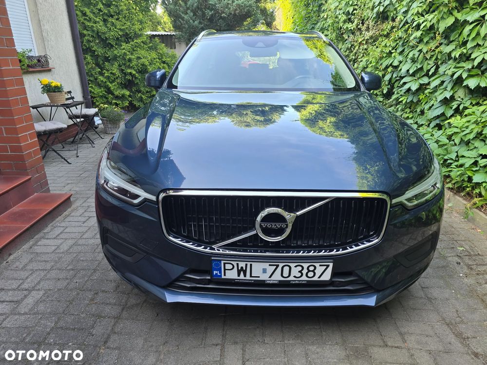 Volvo XC 60 D4 Momentum Pro - 1