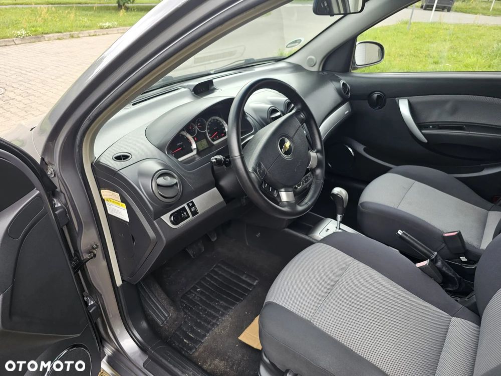 Chevrolet Aveo 1.4 16V LS - 6