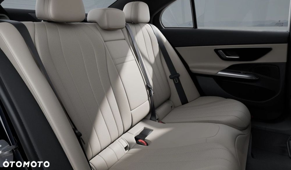 Mercedes-Benz Klasa E 200 d mHEV Avantgarde 9G-Tronic - 15