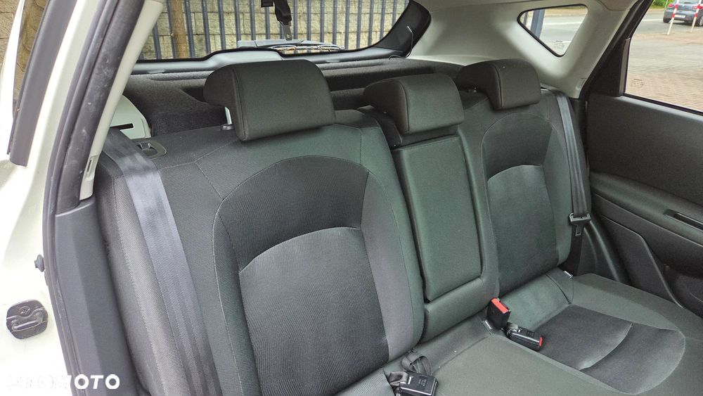 Nissan Qashqai 2.0 dCi 4 x 4 DPF tekna - 38
