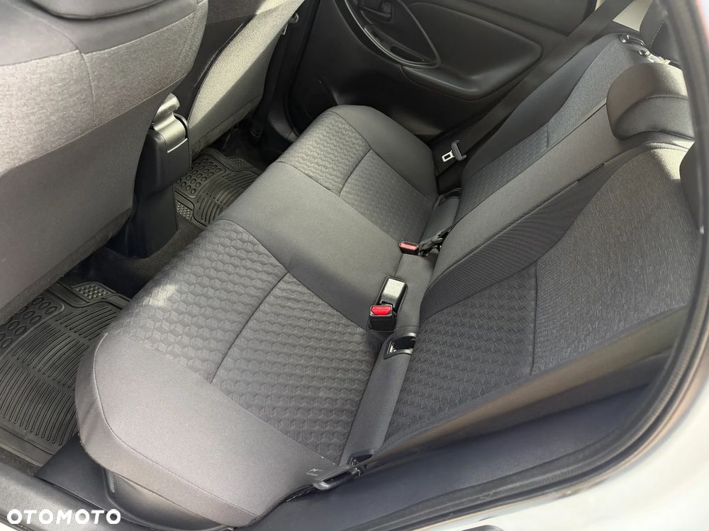 Toyota Yaris Hybrid 1.5 Comfort - 32