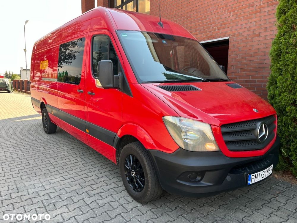 Mercedes-Benz Sprinter - 2