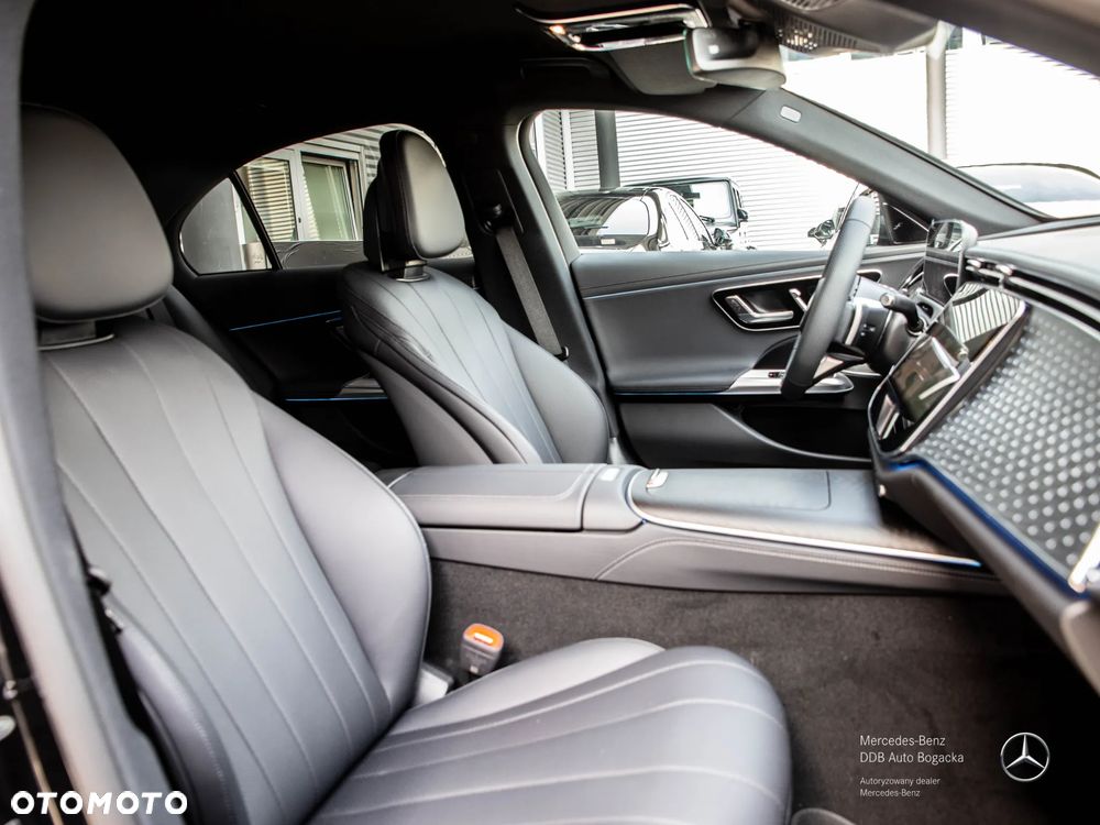 Mercedes-Benz Klasa E 220 d mHEV 4-Matic AMG 9G-Tronic - 7