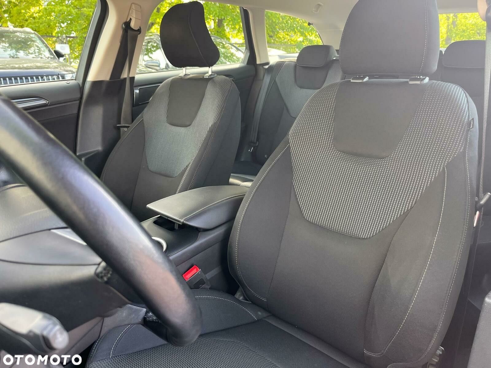 Ford Mondeo - 9