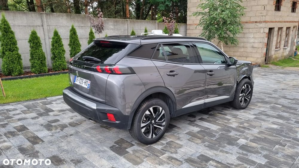 Peugeot 2008 BlueHDi 130 EAT8 Allure Pack - 4