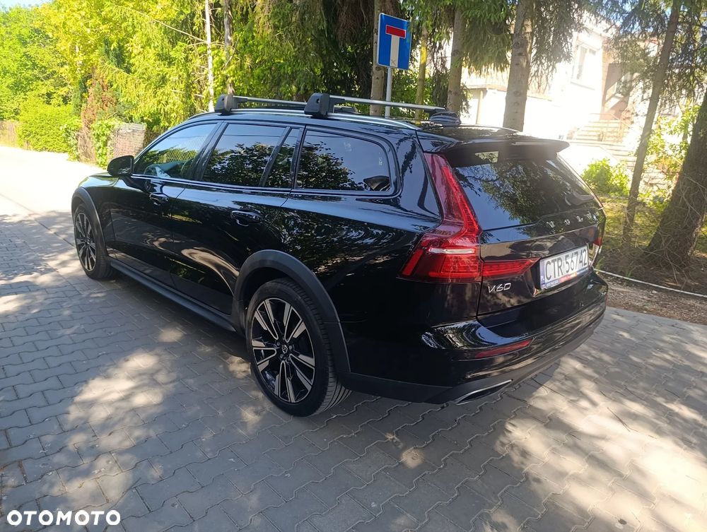Volvo V60 Cross Country T5 AWD Geartronic Pro - 5