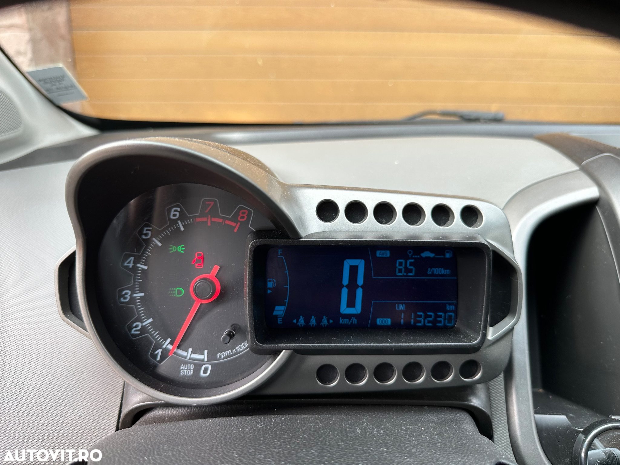 Chevrolet Aveo 1.4 LS 56 Launch Pack - 34