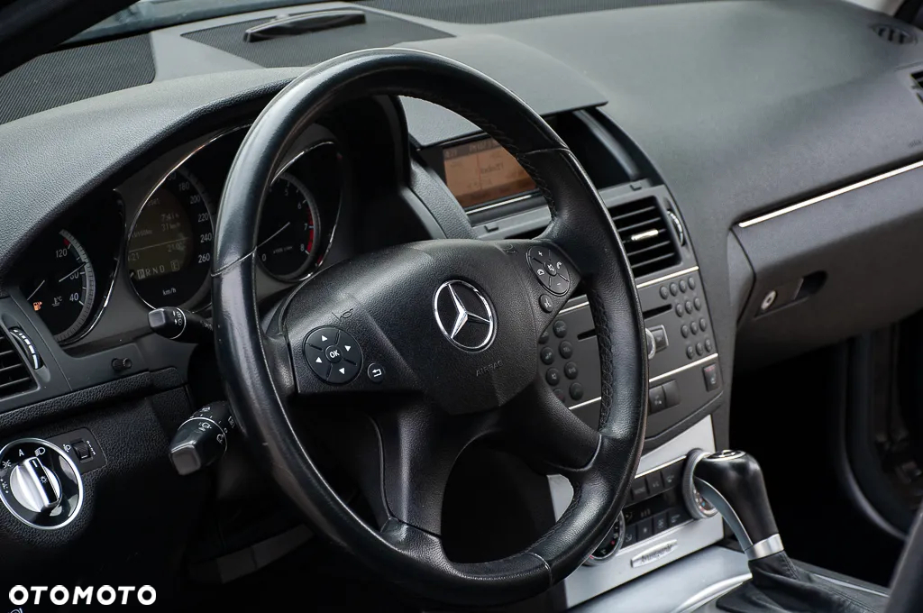 Mercedes-Benz Klasa C - 24