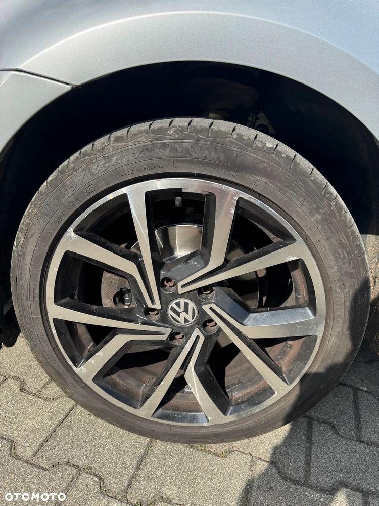 Volkswagen Golf - 13