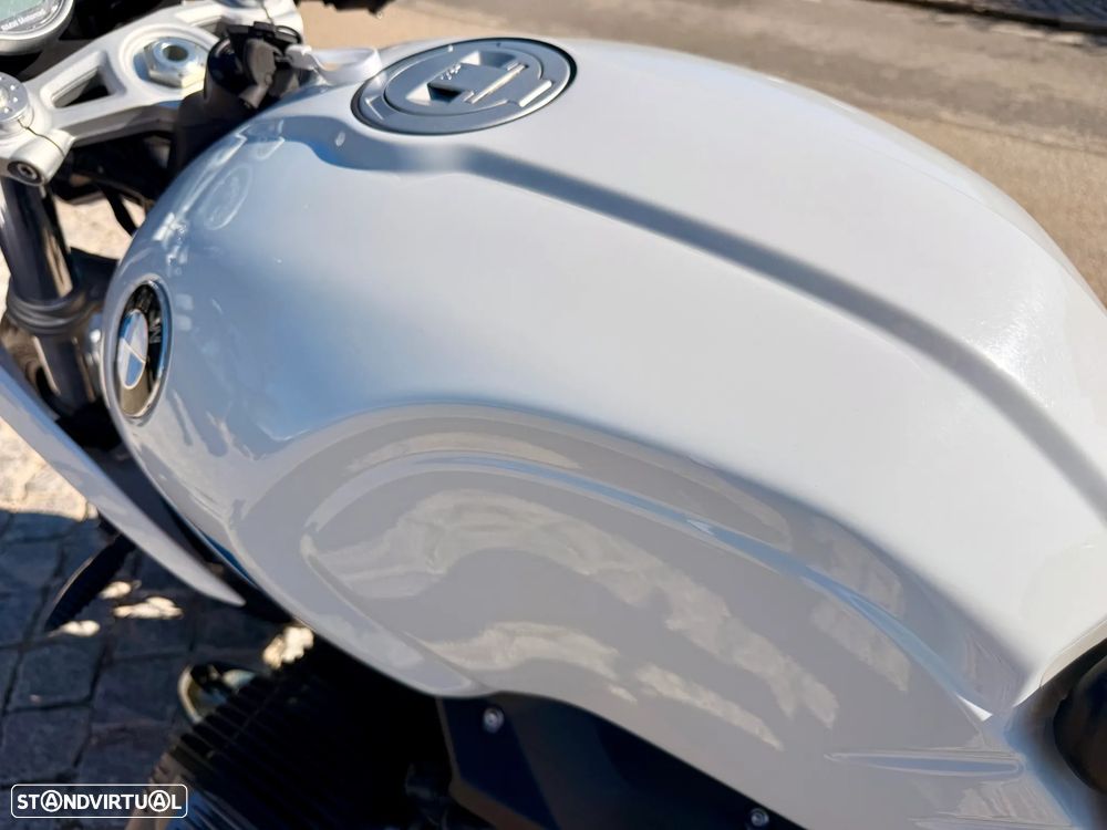 BMW R nineT Racer - 27