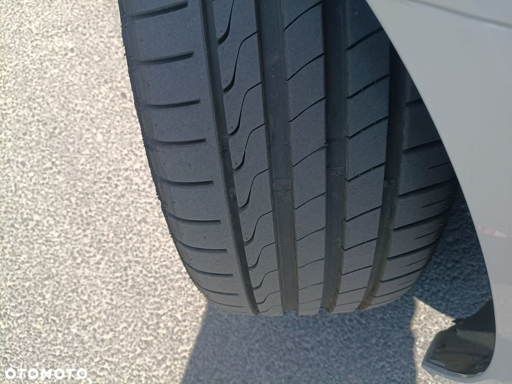 Volvo S60 T5 Momentum Pro - 11