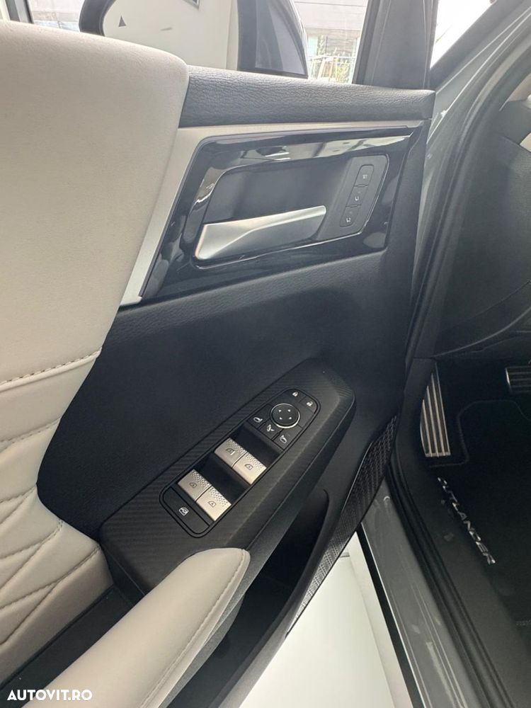 Mitsubishi Outlander - 10