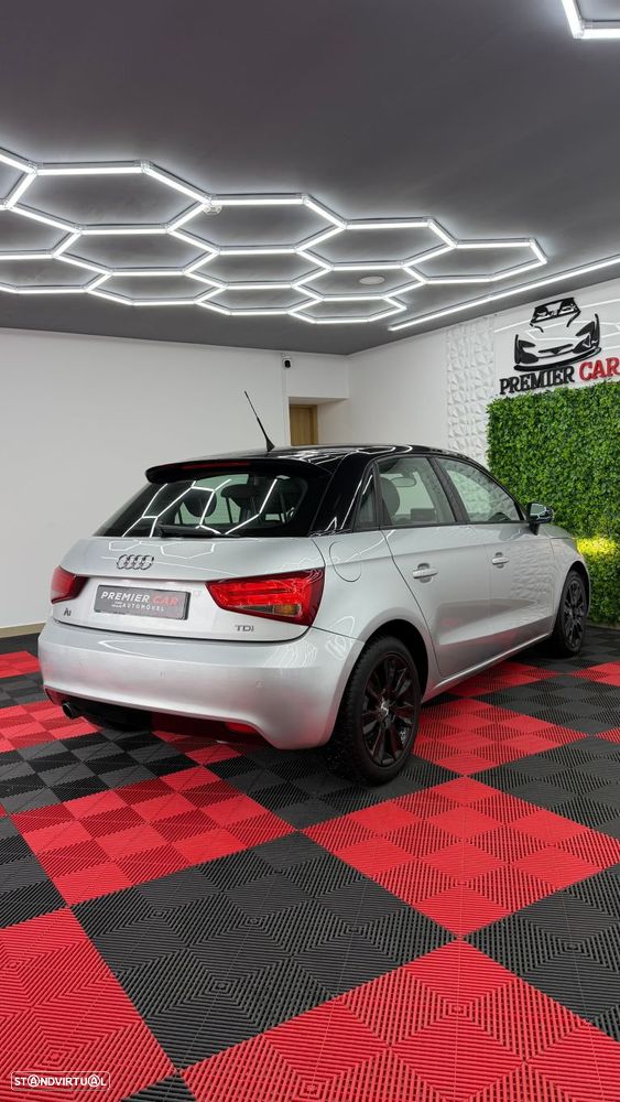 Audi A1 Sportback 1.6 TDI Attraction - 13