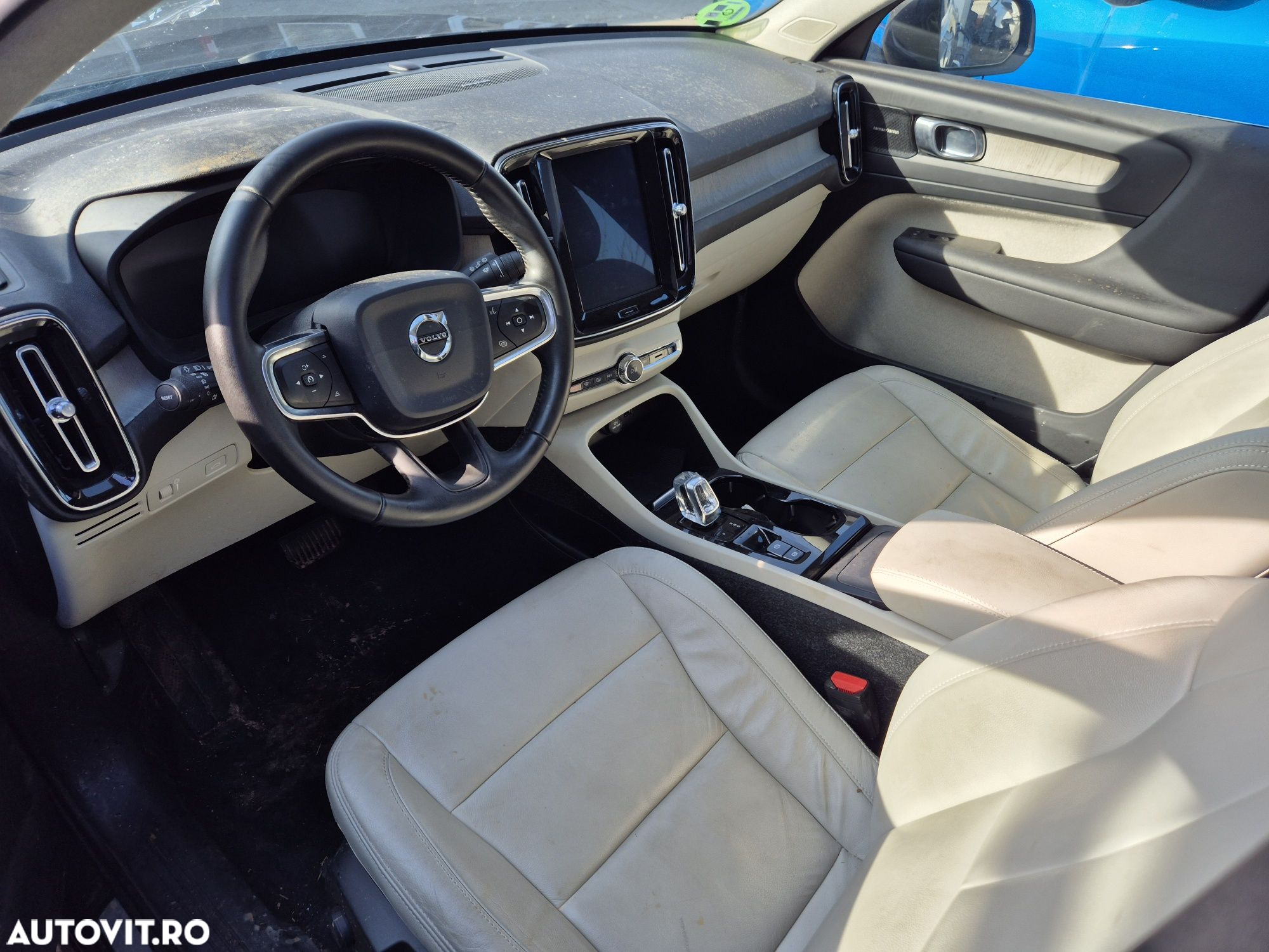 Dezmembram Volvo XC40 2018 2.0 Benzina Turbo T4 190cp - 5