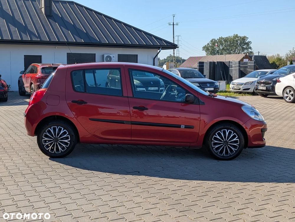 Renault Clio 1.4 16V Dynamique - 17