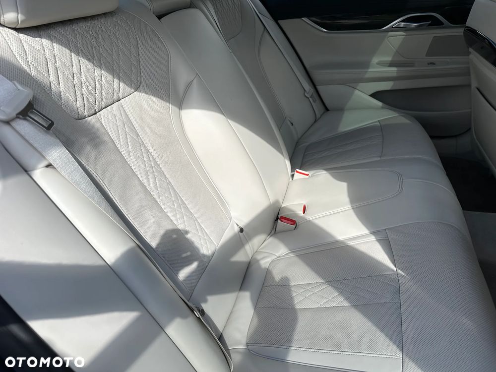 BMW Seria 7 730d xDrive - 8