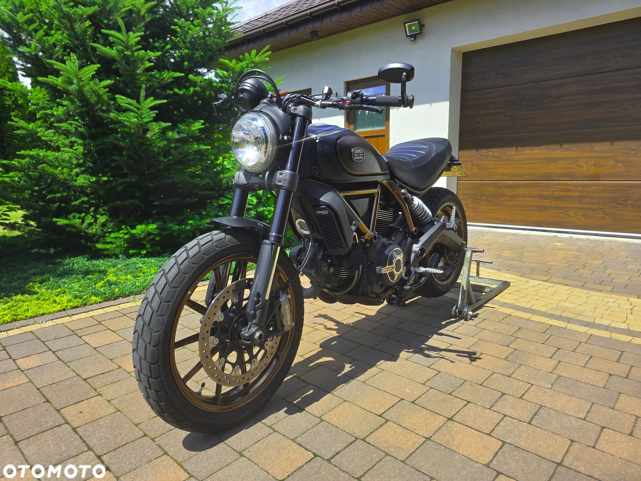 Ducati Scrambler - 2