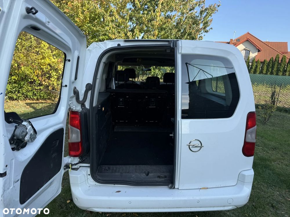 Opel Combo 1.5 CDTI Elegance Plus S&S - 11