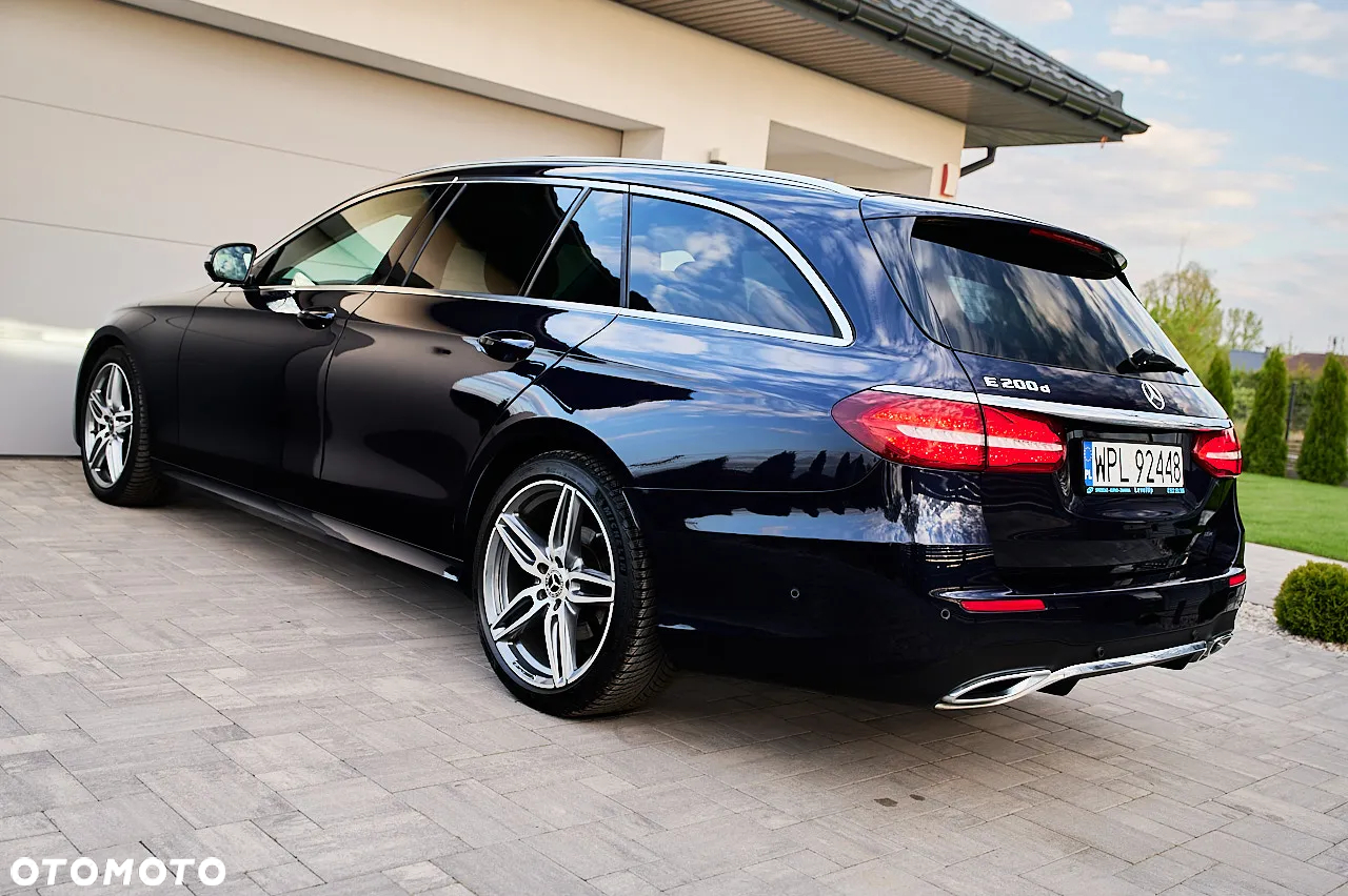 Mercedes-Benz Klasa E 220 d - 10