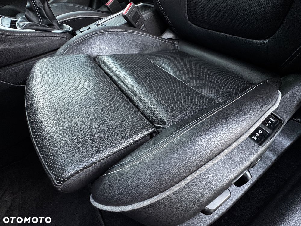 Opel Astra 1.4 Turbo Start/Stop Ultimate - 23