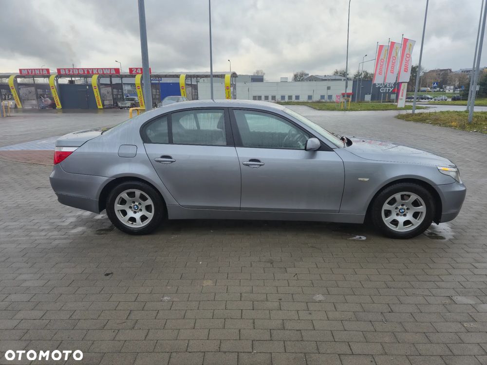 BMW Seria 5 520d - 12
