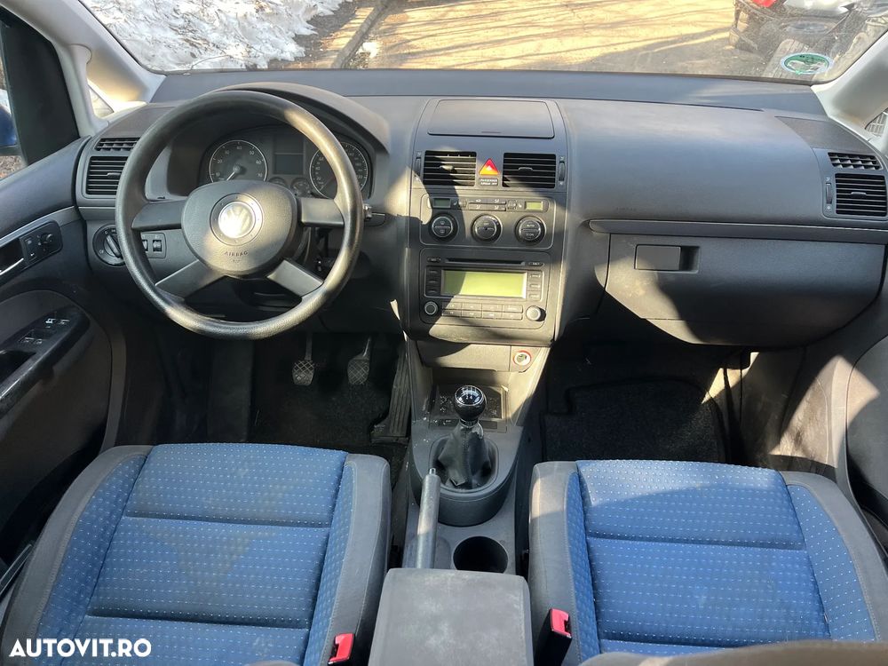 Dezmembrez VW Volkswagen Touran 2005 albastru 1,6 benzina 75KW BGU LL5M - 6