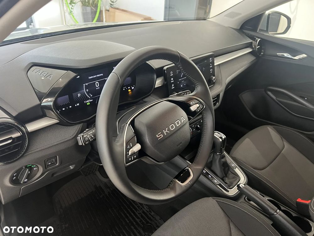 Skoda Fabia 1.0 TSI Selection DSG - 16