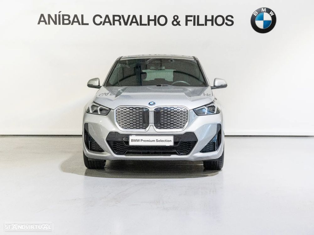 BMW iX1 eDrive20 Pack Desportivo M - 3