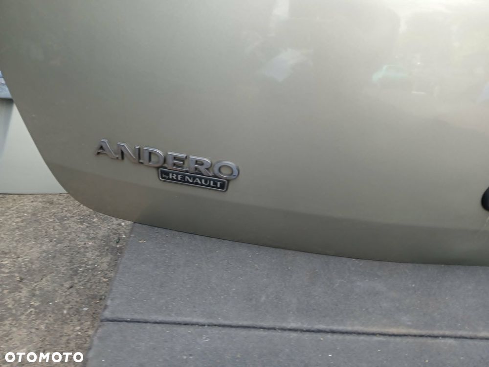 Dacia Sandero II klapa bagażnika kod lakieru TEKNM - 2