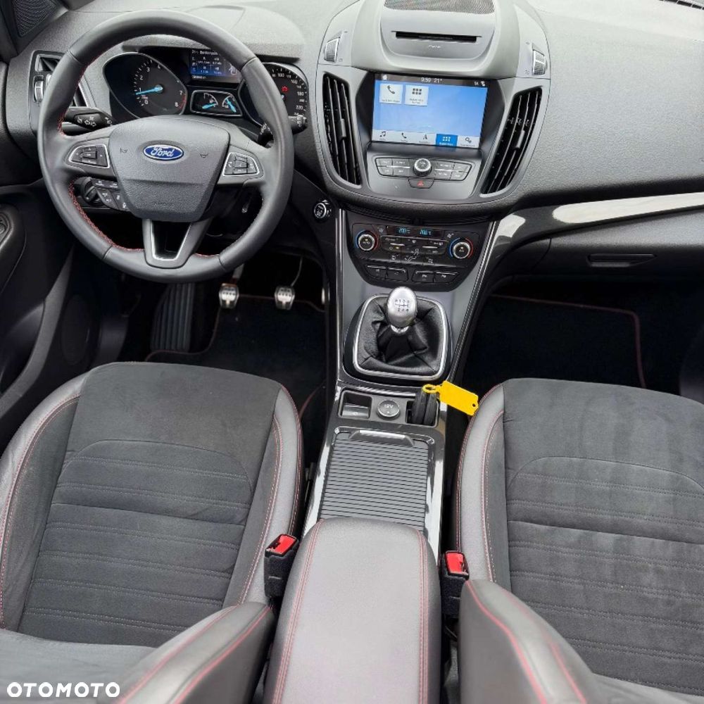 Ford Kuga - 19