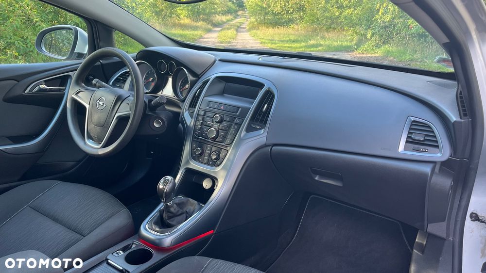 Opel Astra 1.4 T Sport - 8