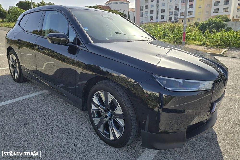 BMW iX xDrive 40 - 3