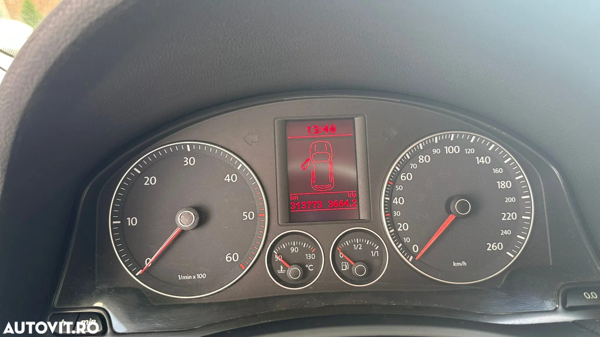 Volkswagen Golf - 6