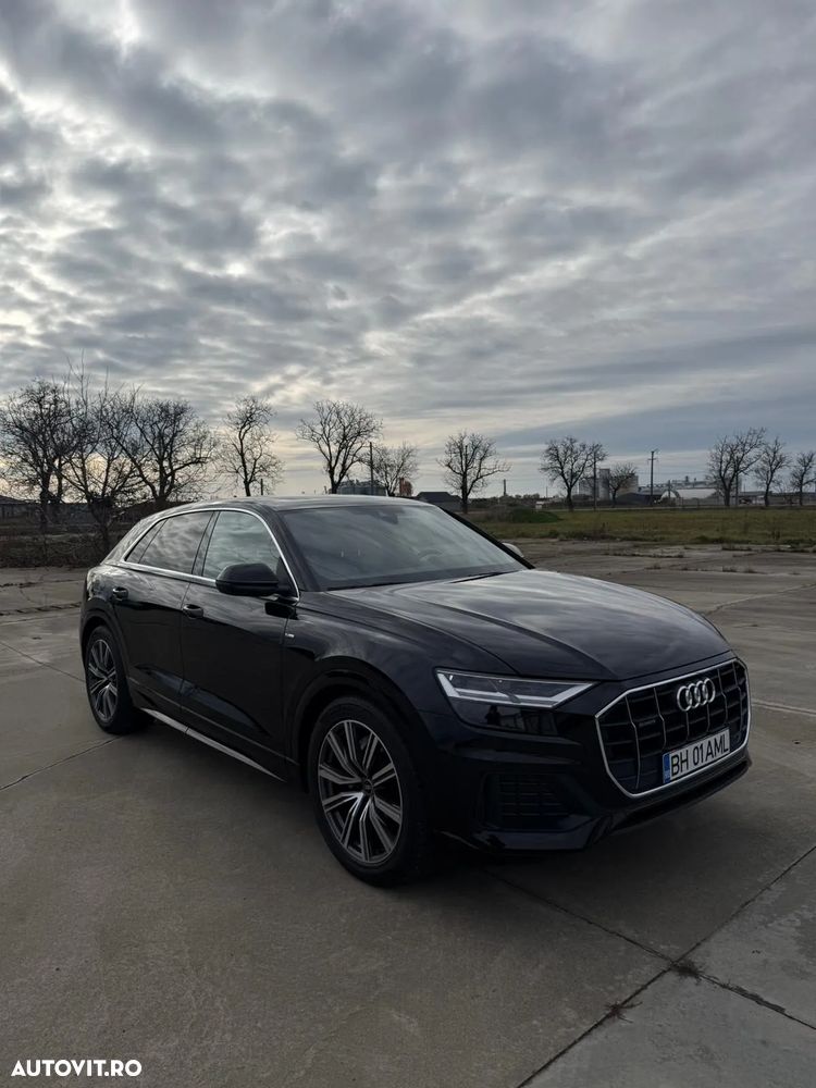 Audi Q8 - 1