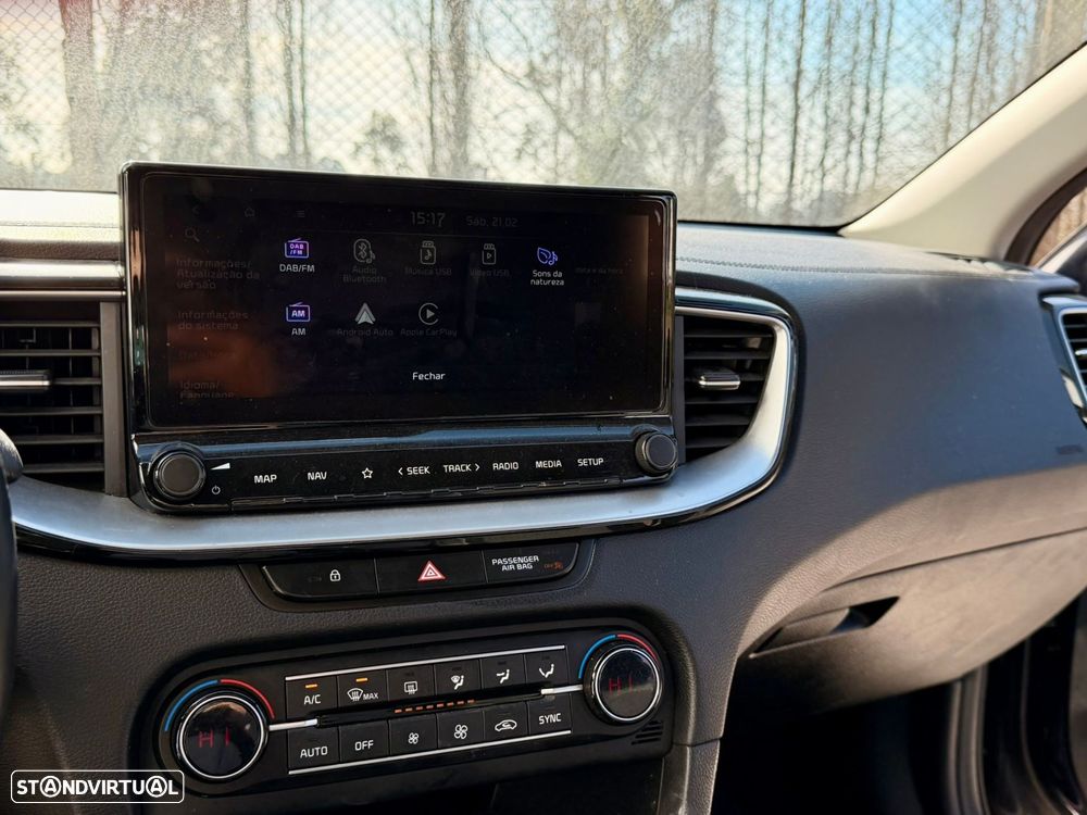 Kia XCeed - 26