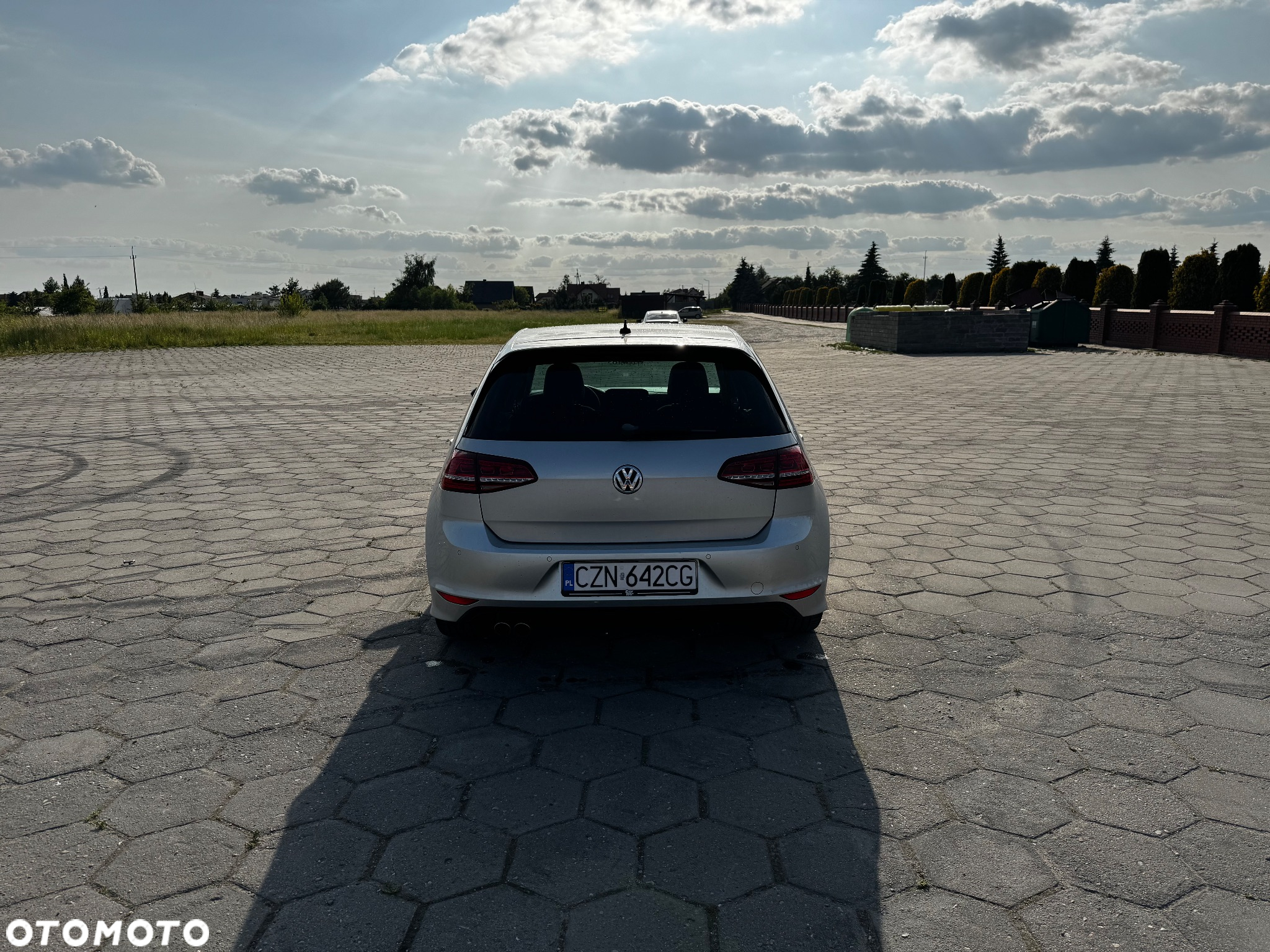 Volkswagen Golf 2.0 TDI (BlueMotion Technology) Highline - 4