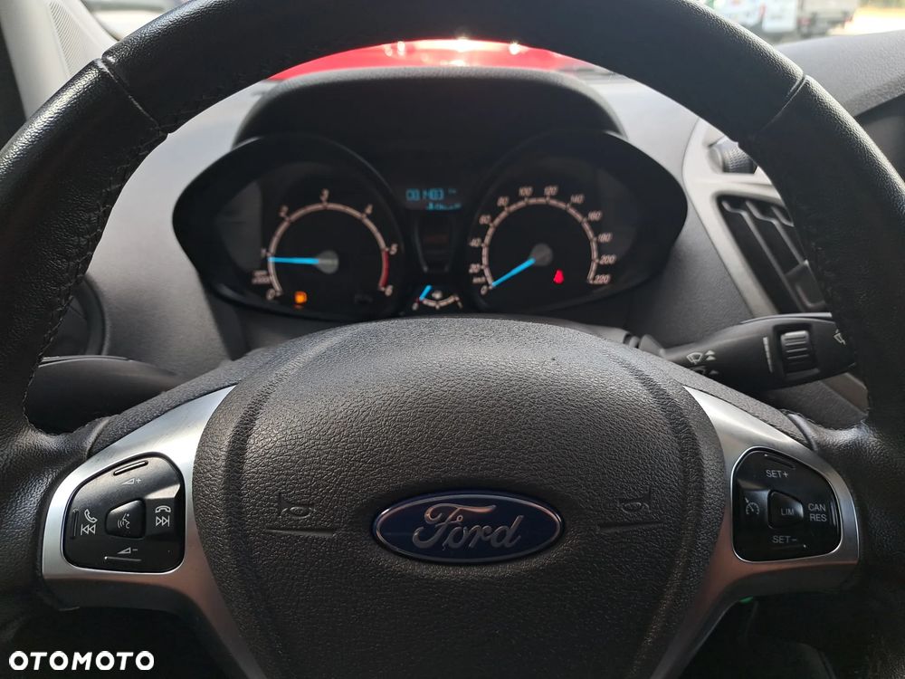 Ford COURIER - 19