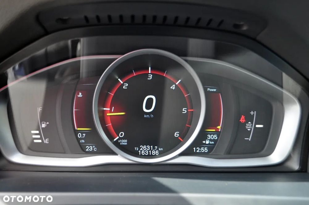 Volvo S60 D4 Drive-E Dynamic Edition (Kinetic) - 25