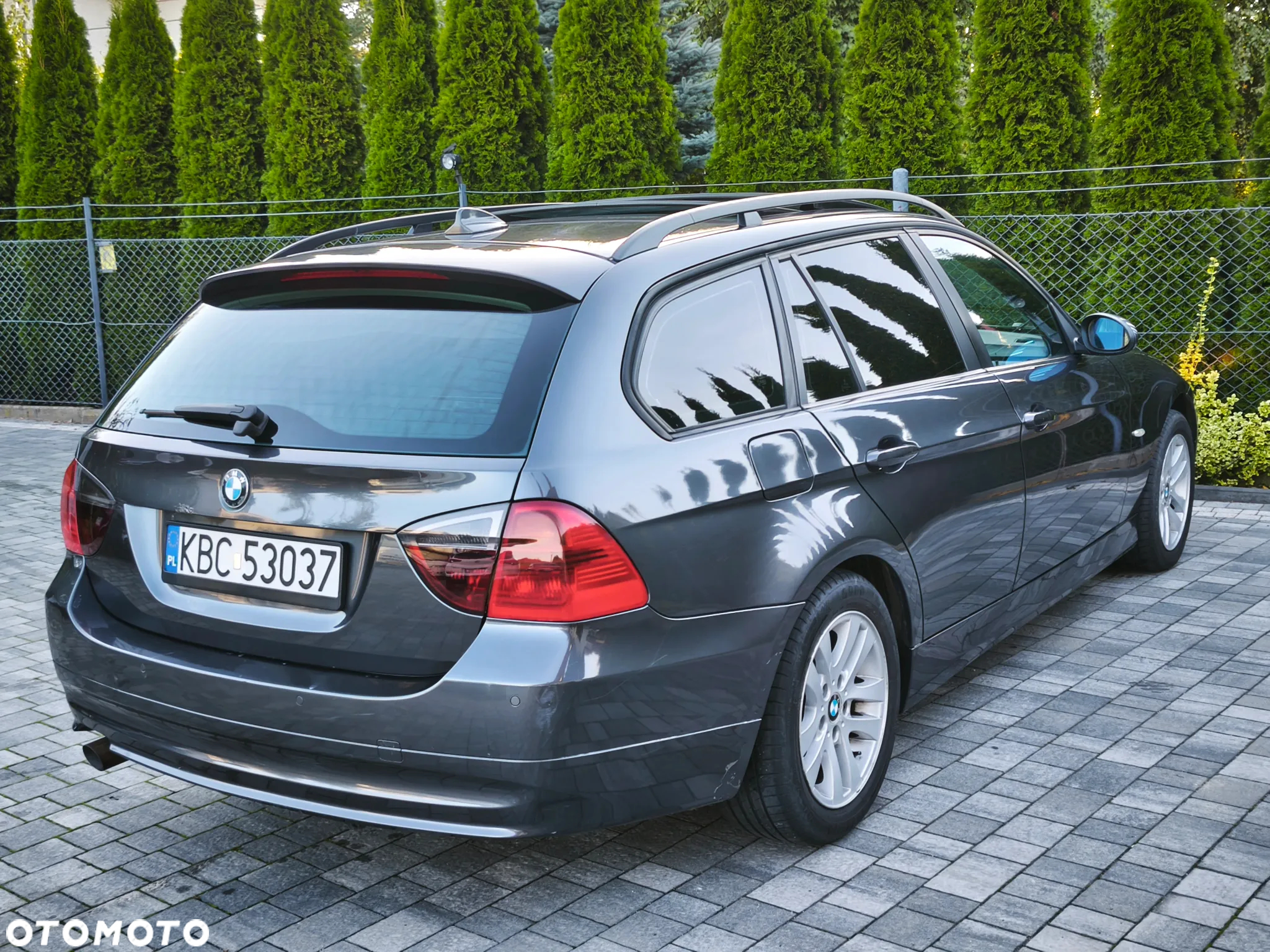 BMW Seria 3 318d DPF Touring - 9