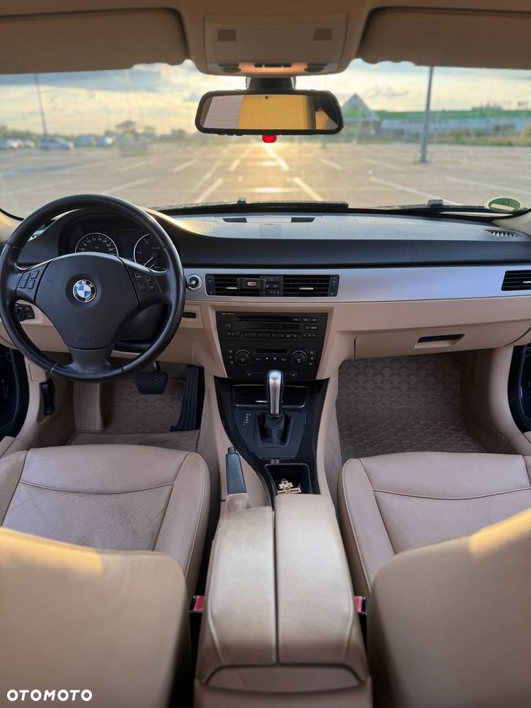 BMW Seria 3 320d DPF - 18