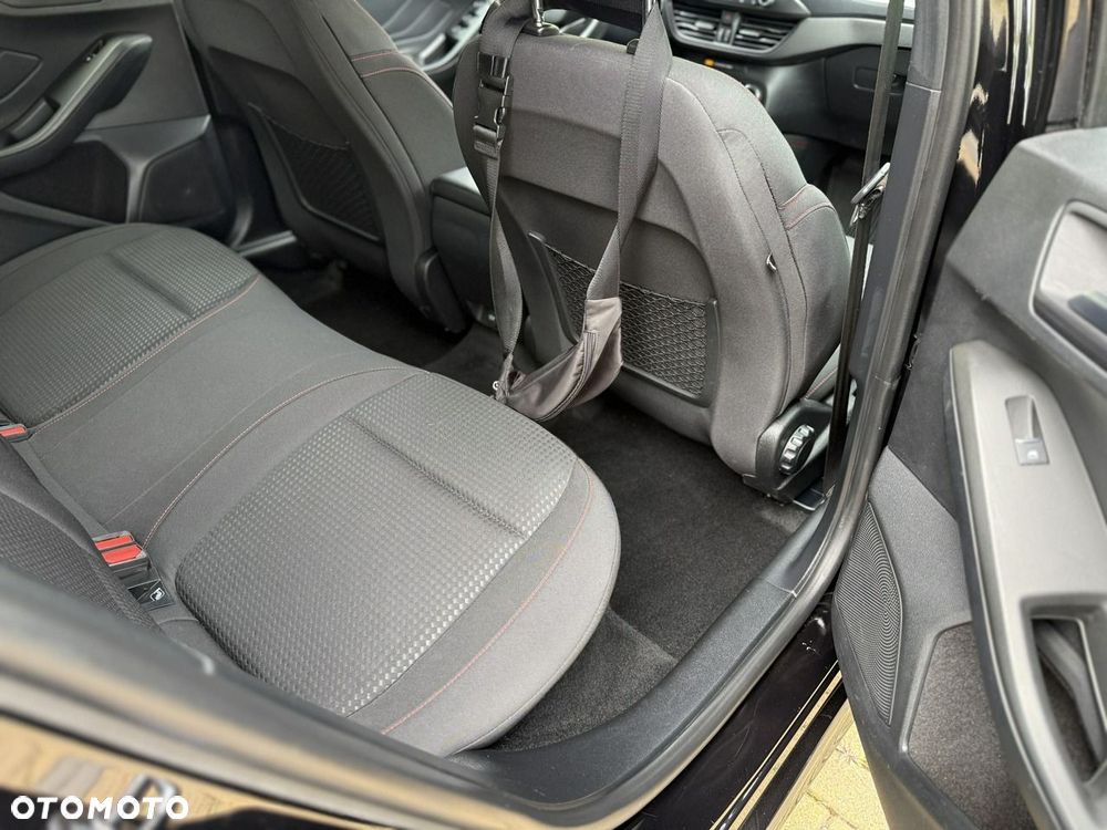 Ford Focus - 10
